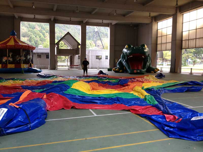 �����e�i���X���i