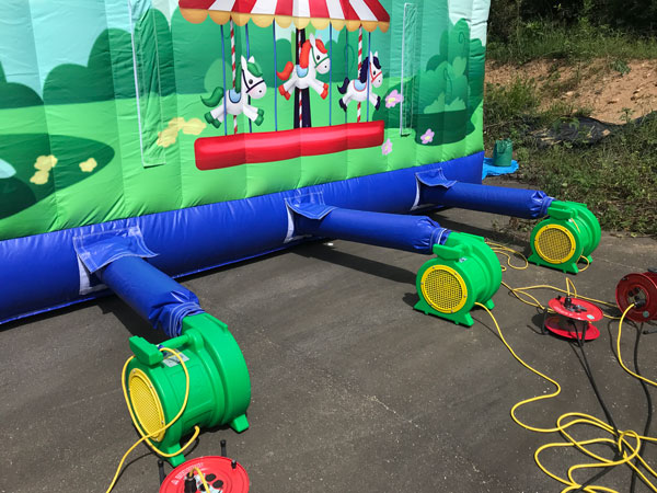 �A�~���[�Y�����g�p�[�NW�X���C�_�[