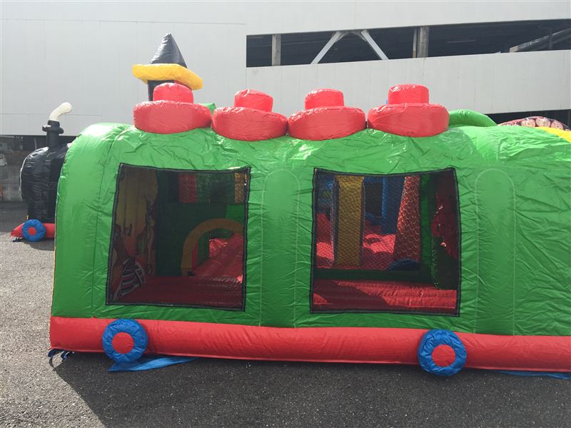 �g���C�����X�e�[�V����