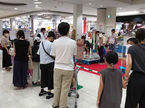 移動水族館 ふれあい水族館
